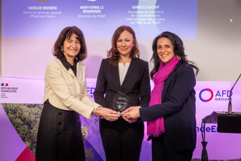 Remise du prix femmes ENA-INSP à Alisa Rozanova le 8 mars 2024 